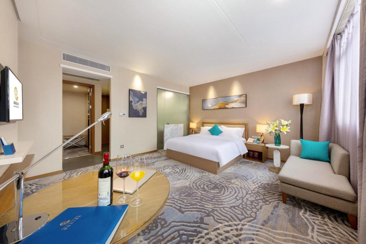 שנג'ן Qianhai Holiday Hotel מראה חיצוני תמונה