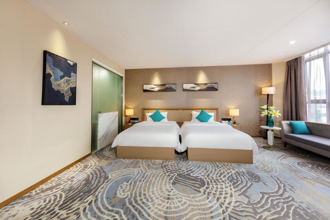 שנג'ן Qianhai Holiday Hotel מראה חיצוני תמונה