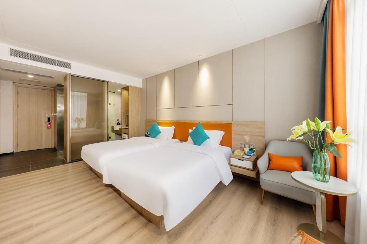 שנג'ן Qianhai Holiday Hotel מראה חיצוני תמונה